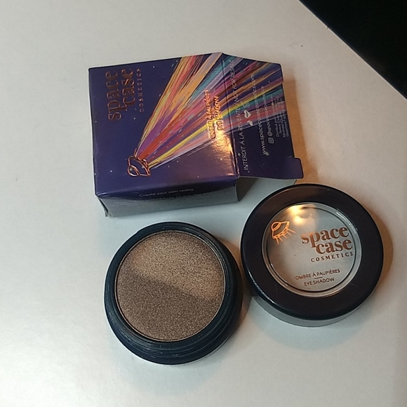 Makeup bundle - Picture 11 of 13